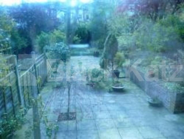 			LET, 2 Bedroom, 1 bath, 1 reception Flat			 Hillfield Park, MUSWELL HILL N10